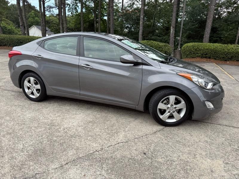 Hyundai Elantra Limited 2012