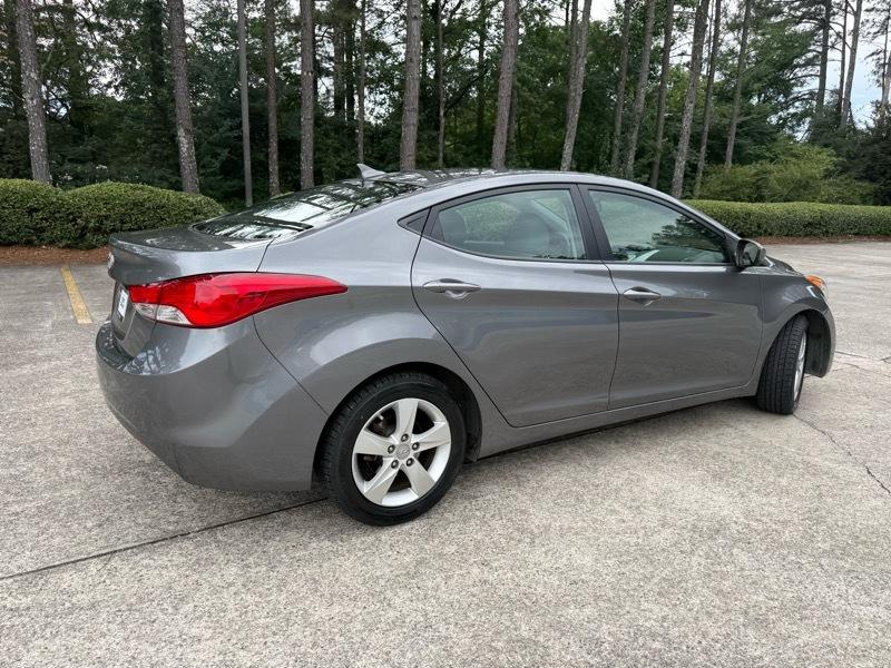 Hyundai Elantra Limited 2012