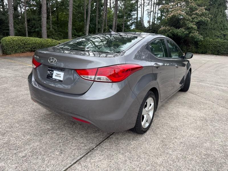 Hyundai Elantra Limited 2012