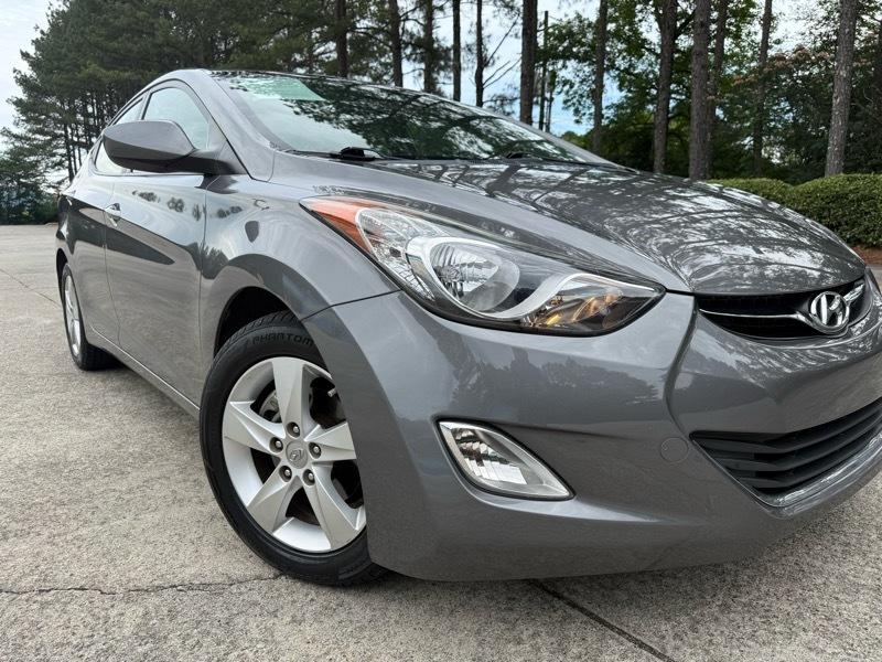Hyundai Elantra Limited 2012
