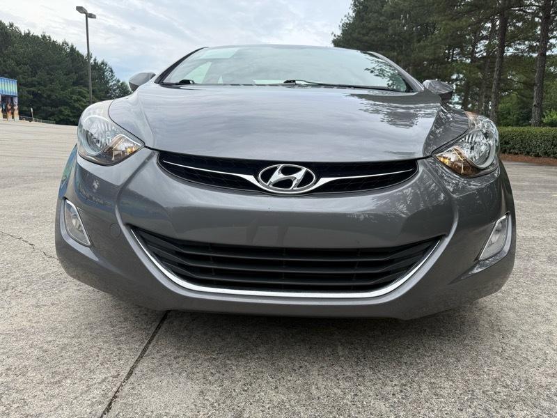 Hyundai Elantra Limited 2012