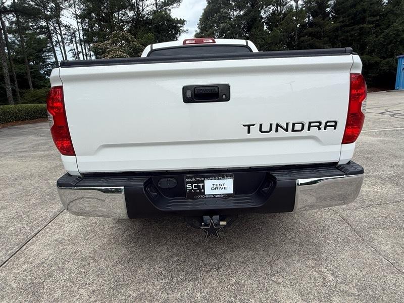 Toyota Tundra SR5 4.6L V8 CrewMax 2WD 2017