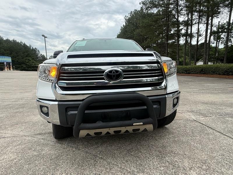 Toyota Tundra SR5 4.6L V8 CrewMax 2WD 2017