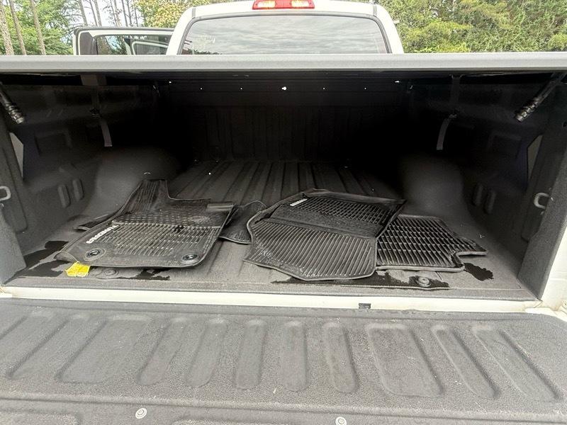 Toyota Tundra SR5 4.6L V8 CrewMax 2WD 2017