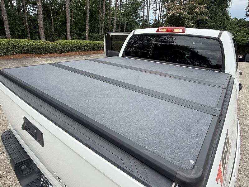 Toyota Tundra SR5 4.6L V8 CrewMax 2WD 2017