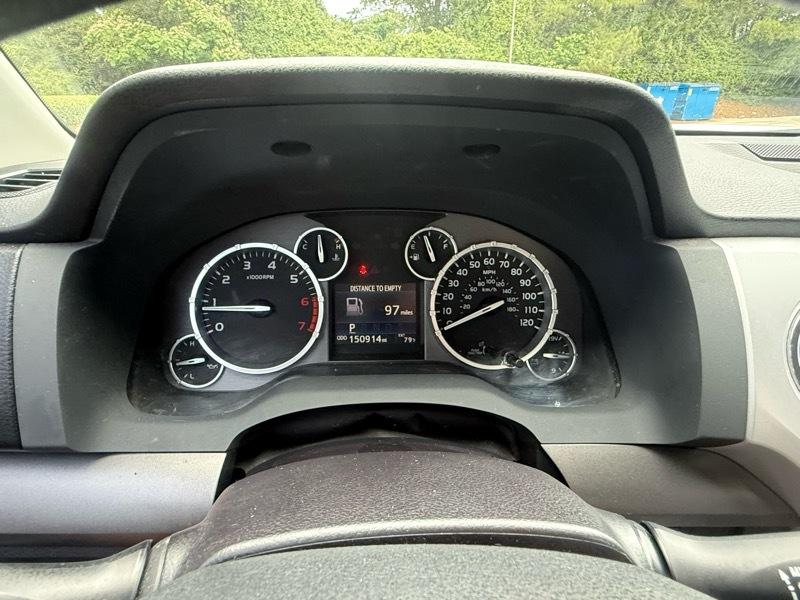 Toyota Tundra SR5 4.6L V8 CrewMax 2WD 2017