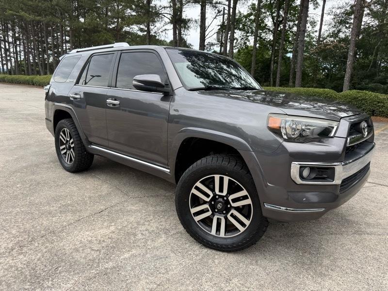 Toyota 4Runner SR5 4WD 2016