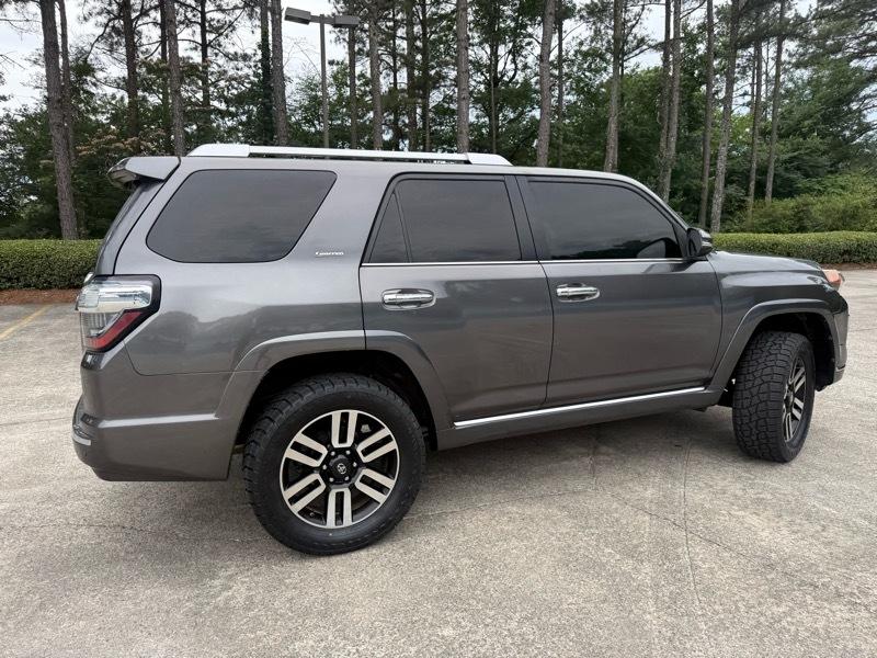 Toyota 4Runner SR5 4WD 2016