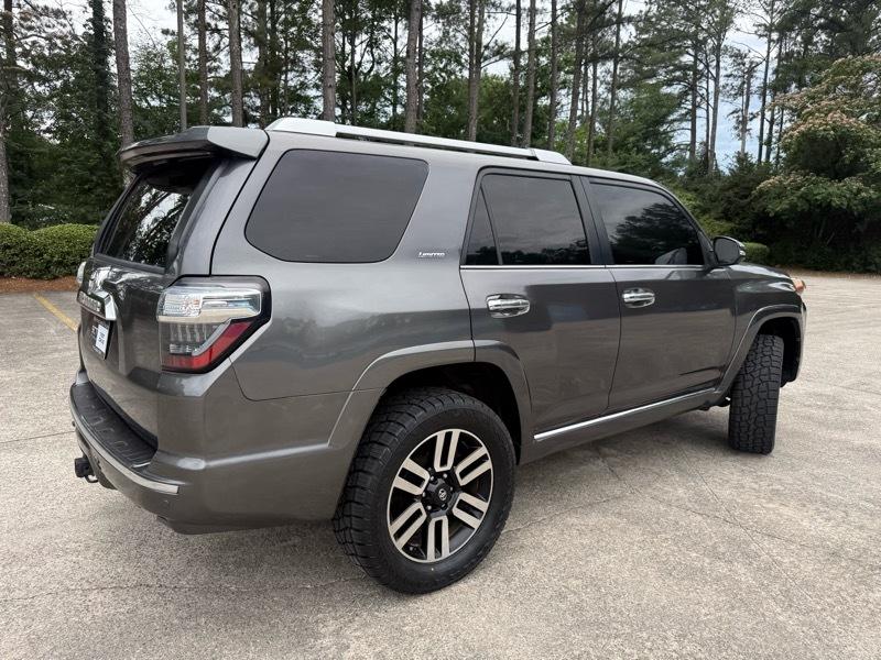 Toyota 4Runner SR5 4WD 2016