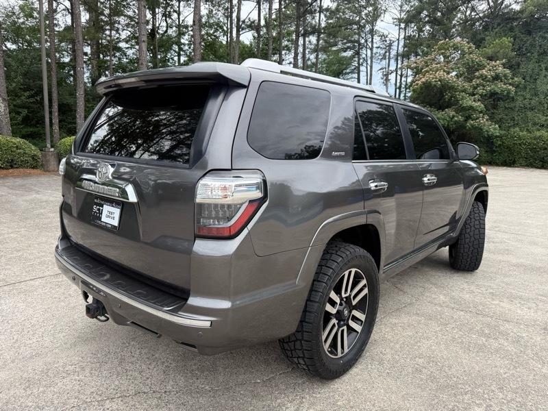 Toyota 4Runner SR5 4WD 2016