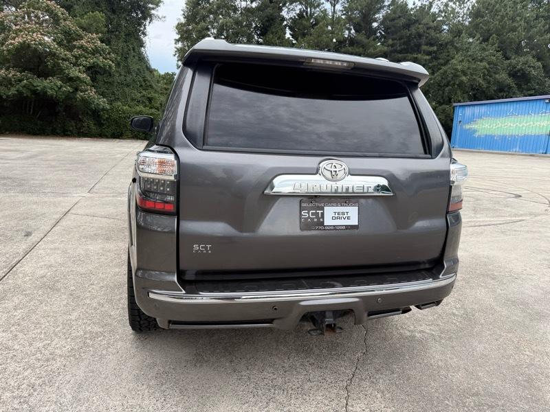 Toyota 4Runner SR5 4WD 2016
