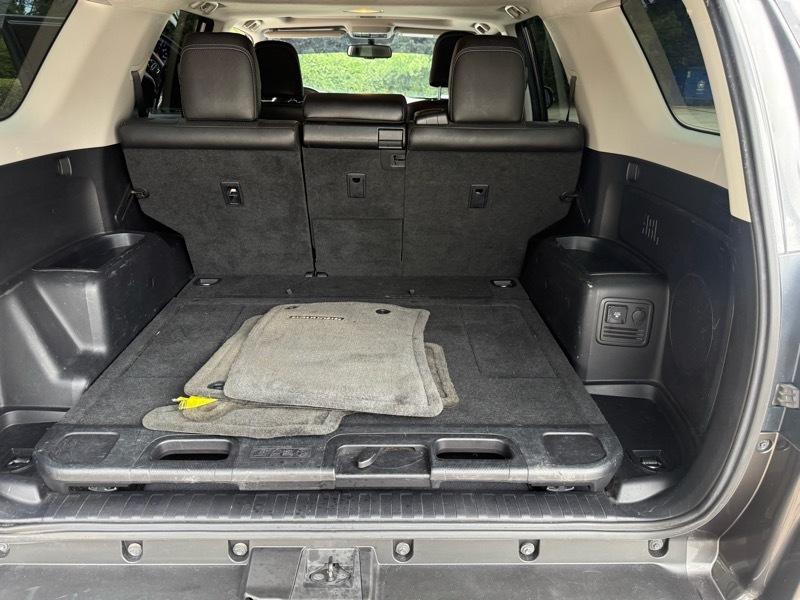 Toyota 4Runner SR5 4WD 2016