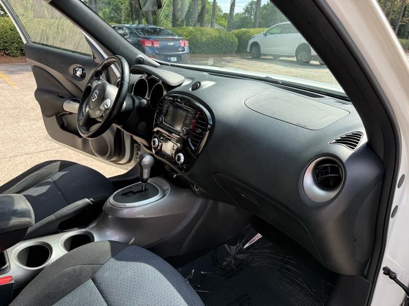 Nissan Juke S FWD 2015