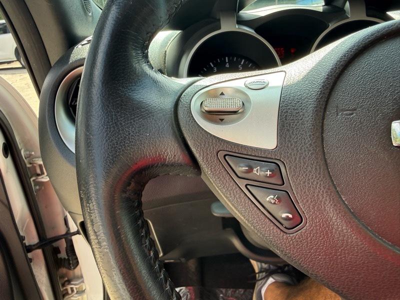 Nissan Juke S FWD 2015