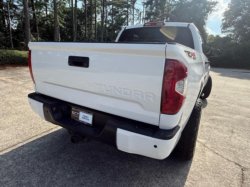 Toyota Tundra SR5 5.7L V8 FFV CrewMax 4WD 2018