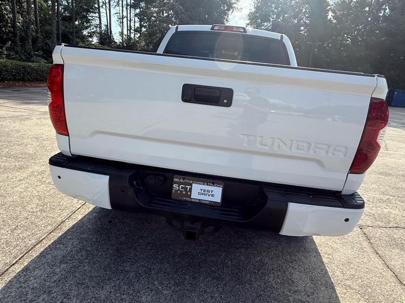 Toyota Tundra SR5 5.7L V8 FFV CrewMax 4WD 2018