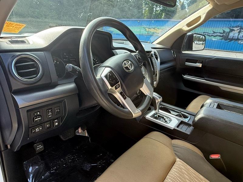 Toyota Tundra SR5 5.7L V8 FFV CrewMax 4WD 2018
