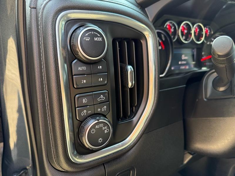 Chevrolet Silverado 1500 LT Trail Boss Crew Cab Long Box 4WD 2021