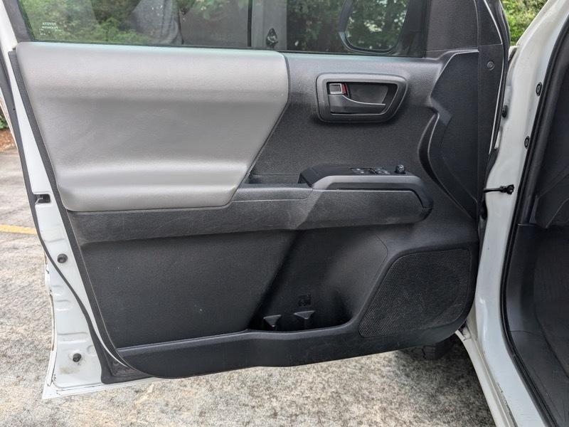 Toyota Tacoma SR5 Access Cab I4 6AT 2WD 2022