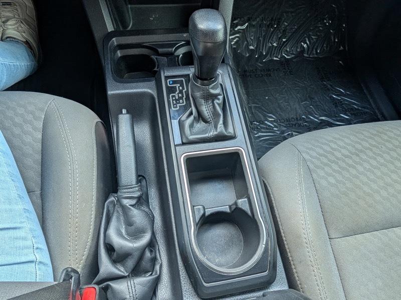 Toyota Tacoma SR5 Access Cab I4 6AT 2WD 2022
