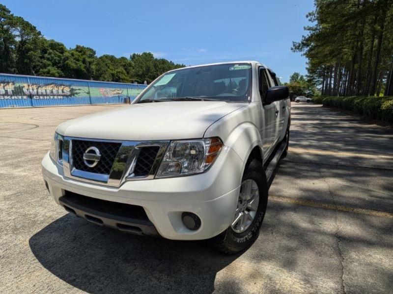 Nissan Frontier S Crew Cab 6MT 2WD 2019