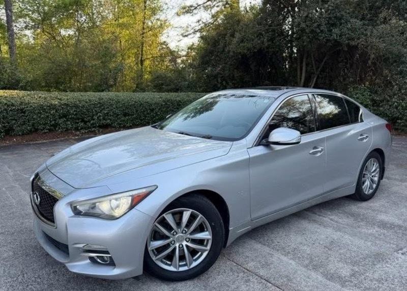 Infiniti Q50 Premium 2014