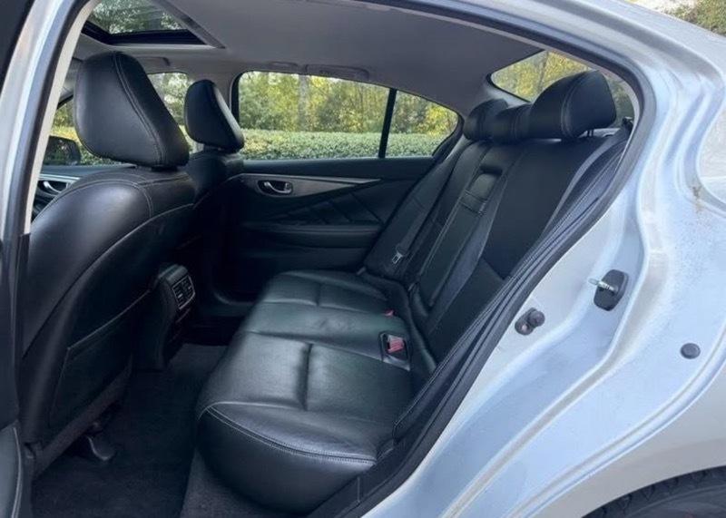 Infiniti Q50 Premium 2014