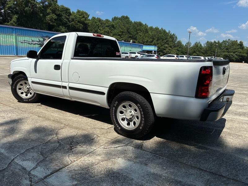 Chevrolet 1500 2WD Reg Cab 2006
