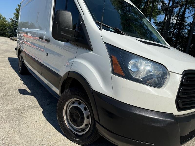 Ford Transit 250 Van High Roof w/Sliding Pass. 148-in. WB 2019