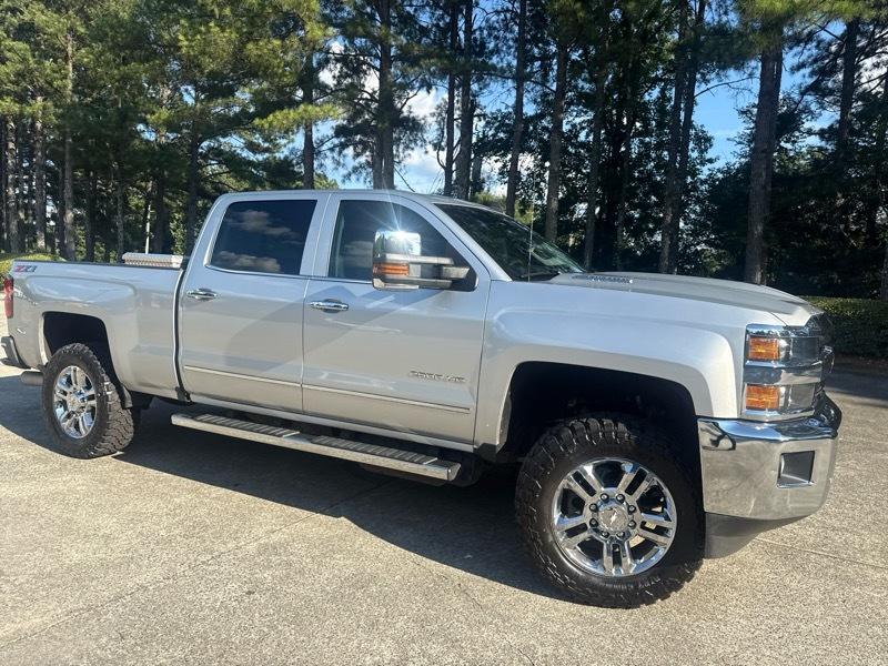 Chevrolet Silverado 2500HD LTZ Crew Cab Long Box 4WD 2018