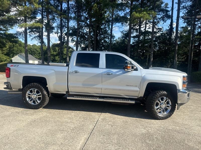 Chevrolet Silverado 2500HD LTZ Crew Cab Long Box 4WD 2018