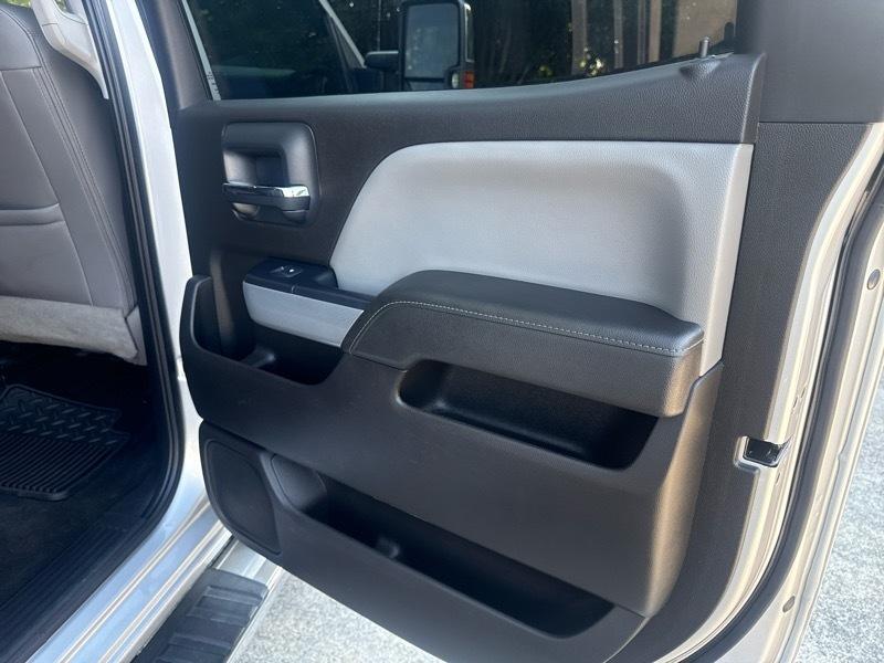Chevrolet Silverado 2500HD LTZ Crew Cab Long Box 4WD 2018