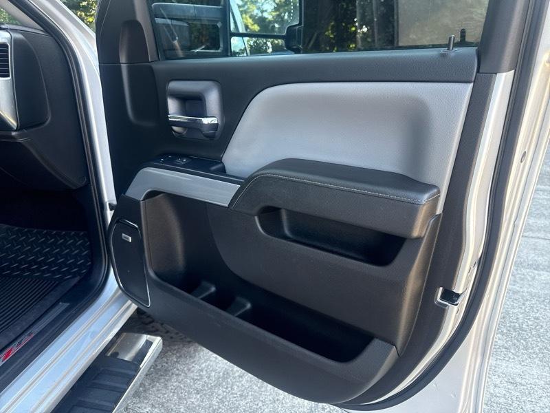 Chevrolet Silverado 2500HD LTZ Crew Cab Long Box 4WD 2018
