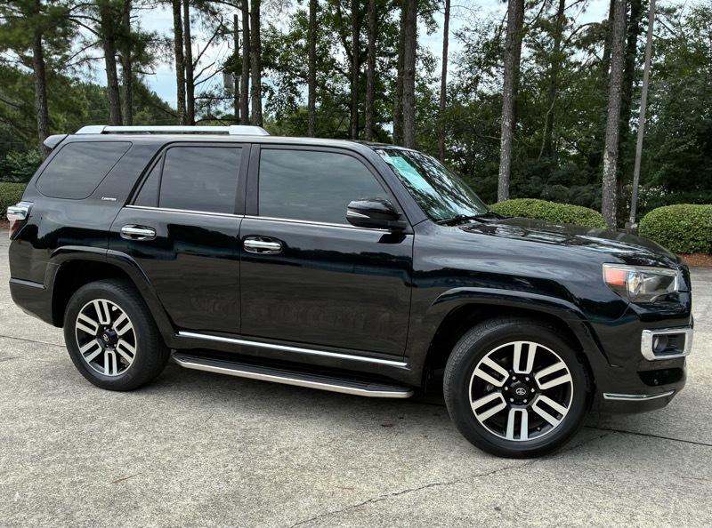 Toyota 4Runner SR5 2WD 2016