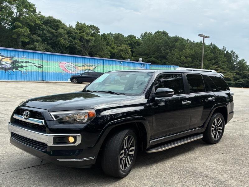 Toyota 4Runner SR5 2WD 2016
