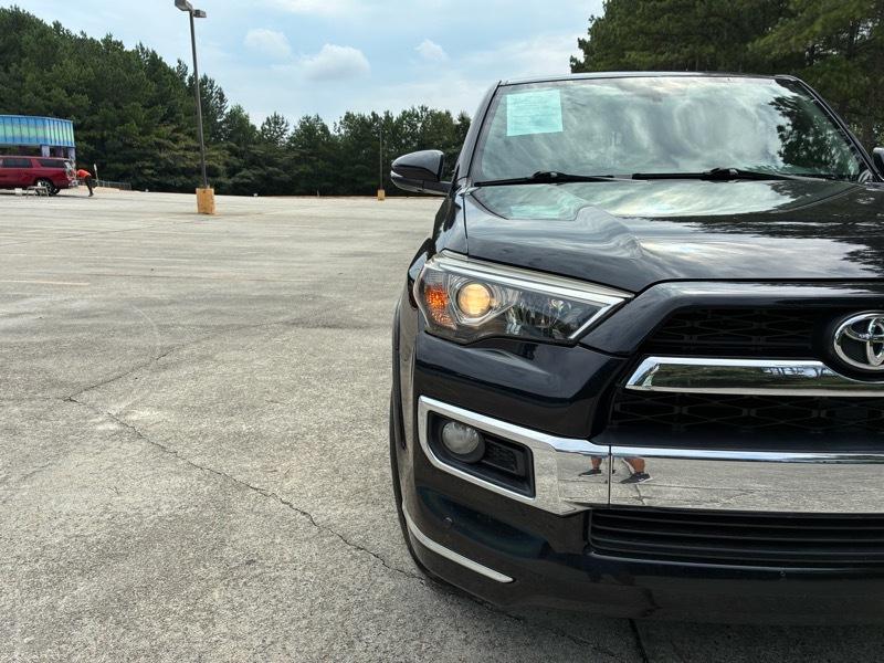 Toyota 4Runner SR5 2WD 2016