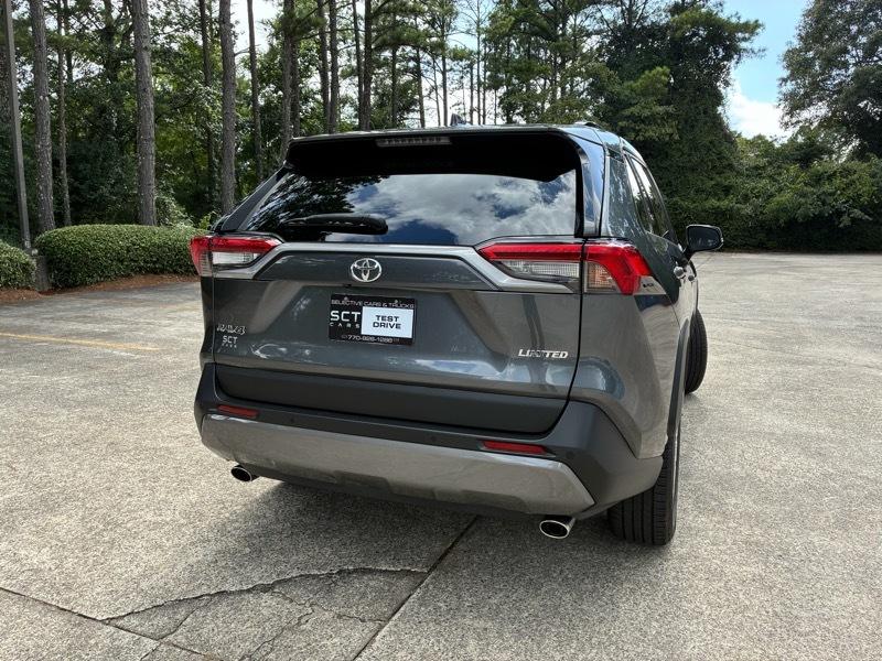 Toyota RAV4 Limited 2021