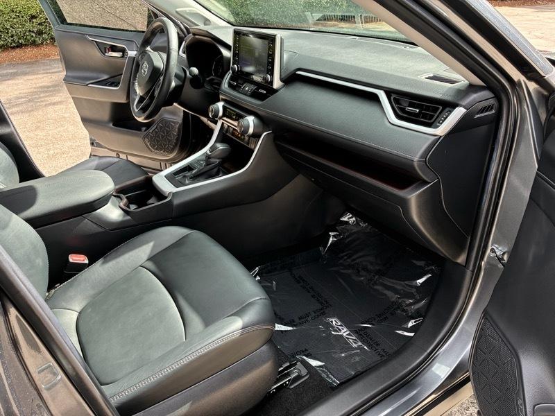 Toyota RAV4 Limited 2021