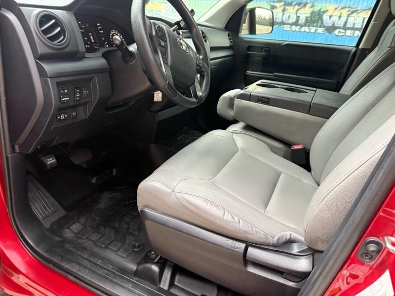 Toyota Tundra  2019