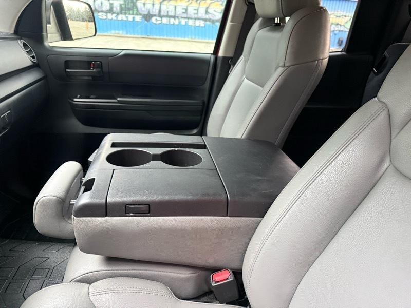 Toyota Tundra  2019