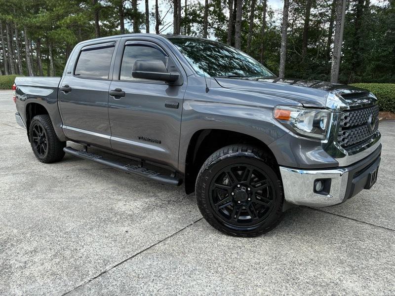 Toyota Tundra SR5 5.7L V8 CrewMax 4WD 2019