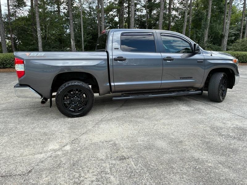 Toyota Tundra SR5 5.7L V8 CrewMax 4WD 2019