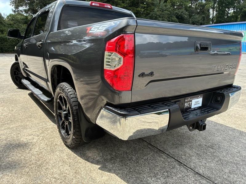 Toyota Tundra SR5 5.7L V8 CrewMax 4WD 2019