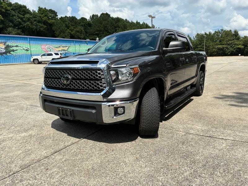 Toyota Tundra SR5 5.7L V8 CrewMax 4WD 2019