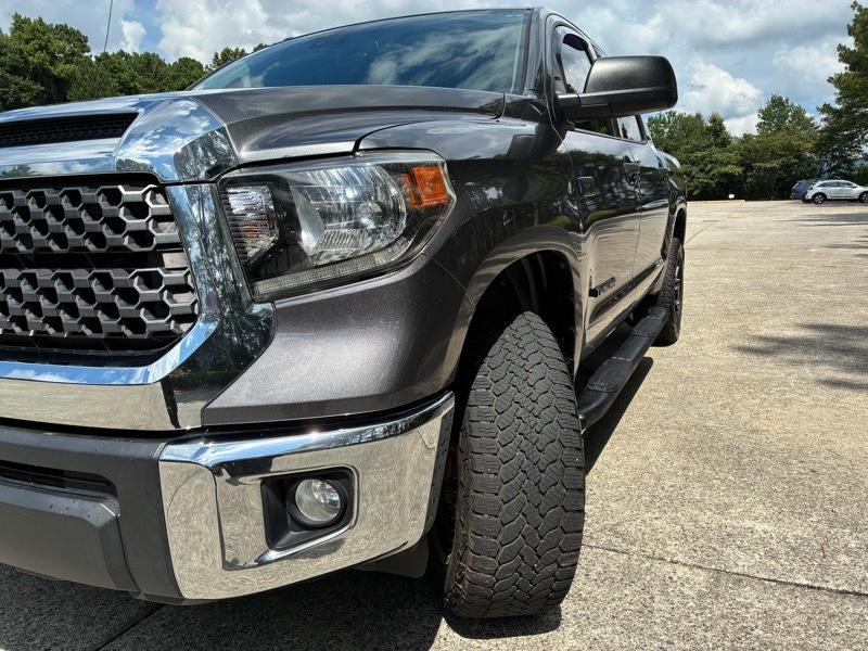 Toyota Tundra SR5 5.7L V8 CrewMax 4WD 2019
