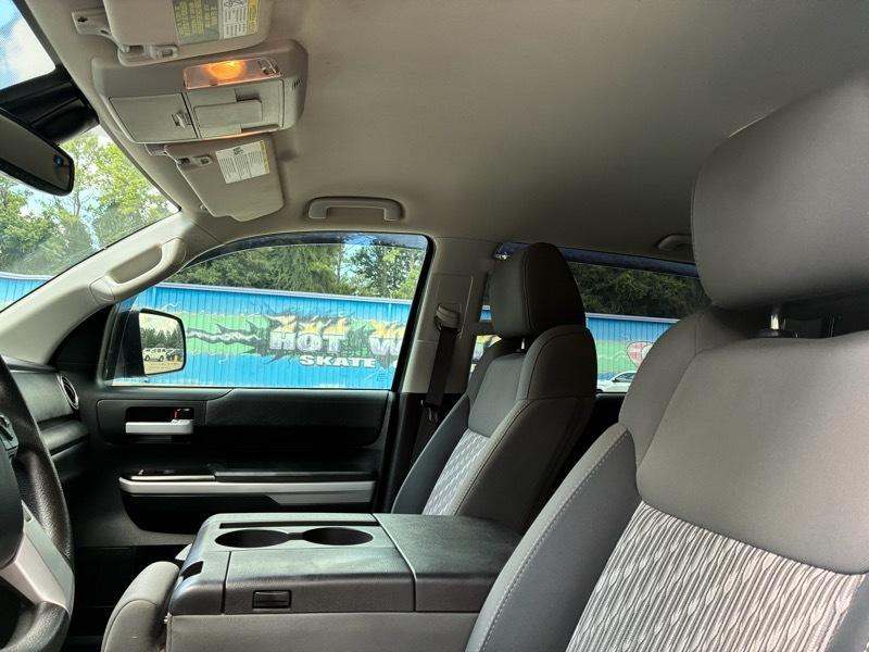 Toyota Tundra SR5 5.7L V8 CrewMax 4WD 2019