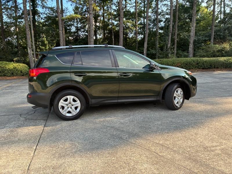 Toyota RAV4 LE FWD 2013