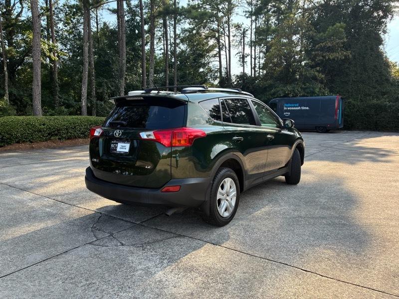 Toyota RAV4 LE FWD 2013