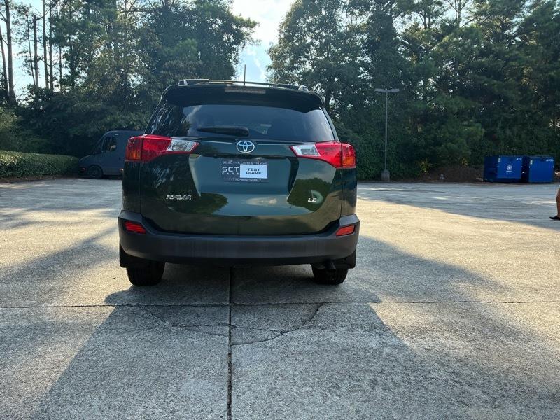 Toyota RAV4 LE FWD 2013