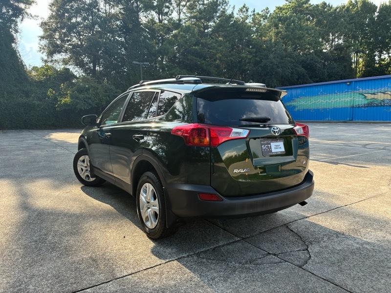 Toyota RAV4 LE FWD 2013